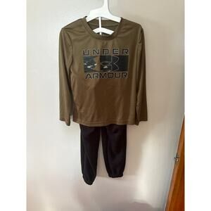 Under Armour 4t Sweatpants and Shirt